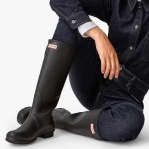 Hunter Black Original Tall Rain Boots 8